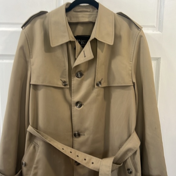 Christian Dior men’s size 40L trench coat. Great used condition. Luxury for deal - Picture 3 of 13